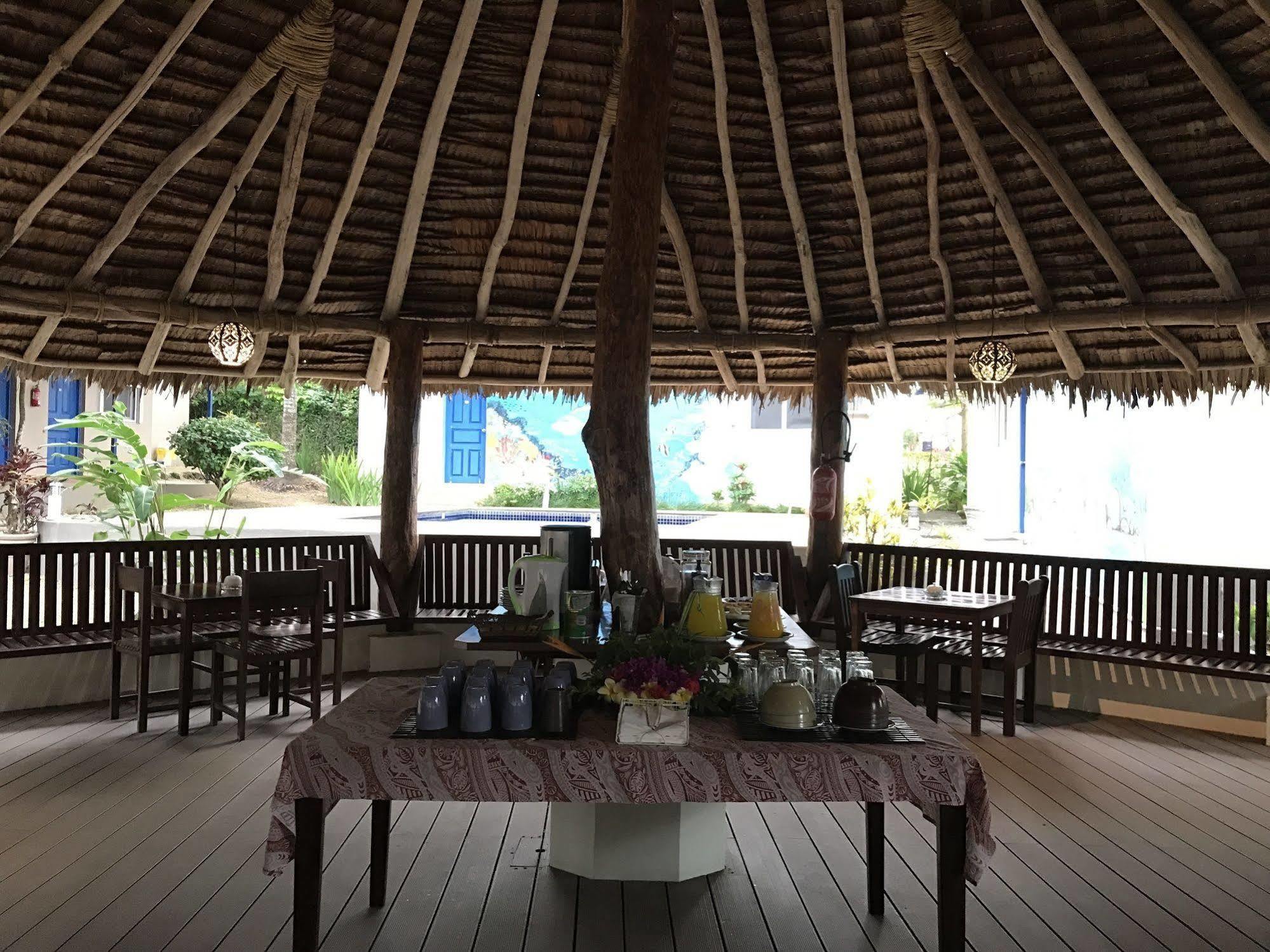 Vanuatu Holiday Hotel Port Vila Exterior foto